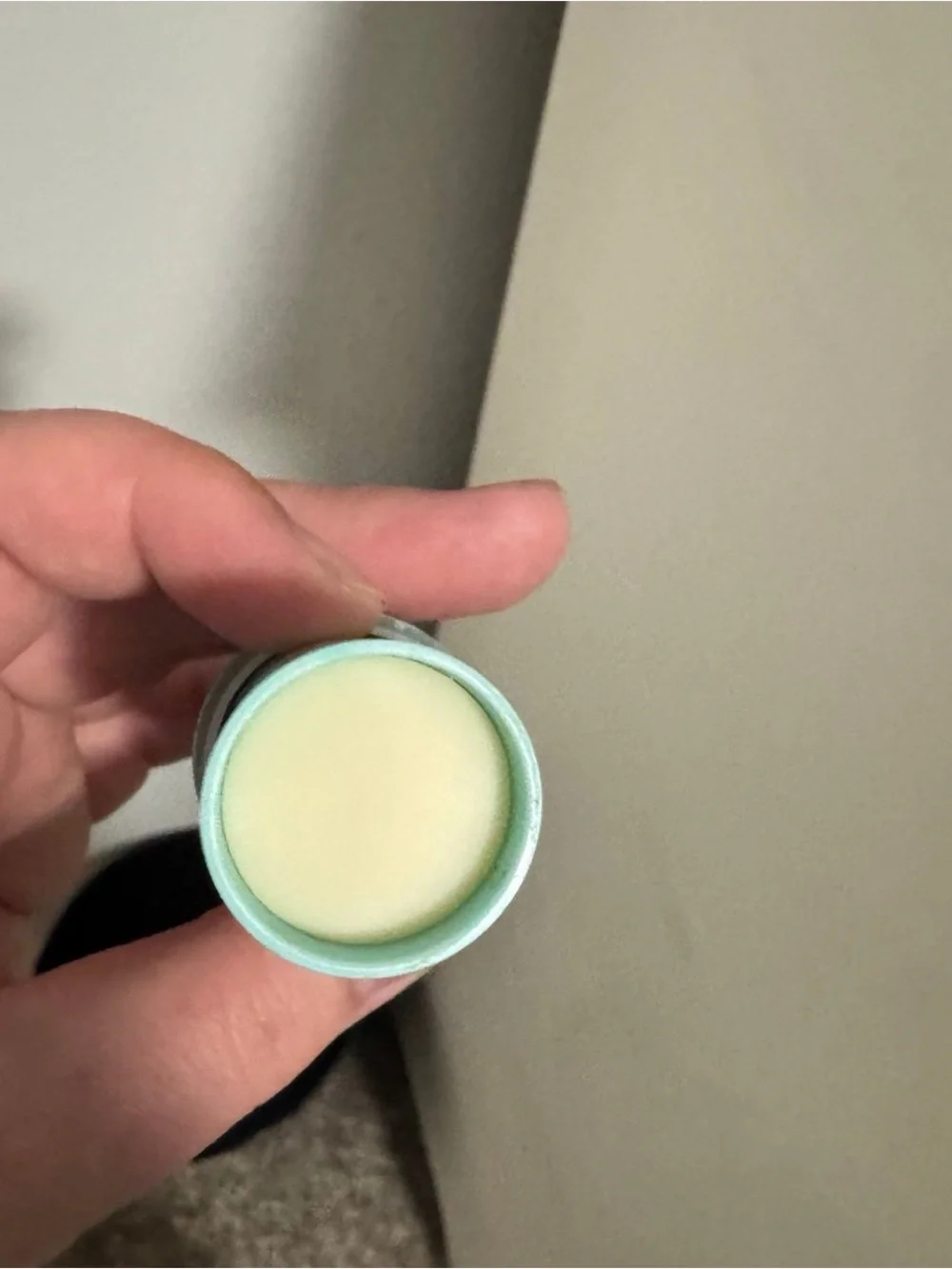 Hard Candy pore primer stick